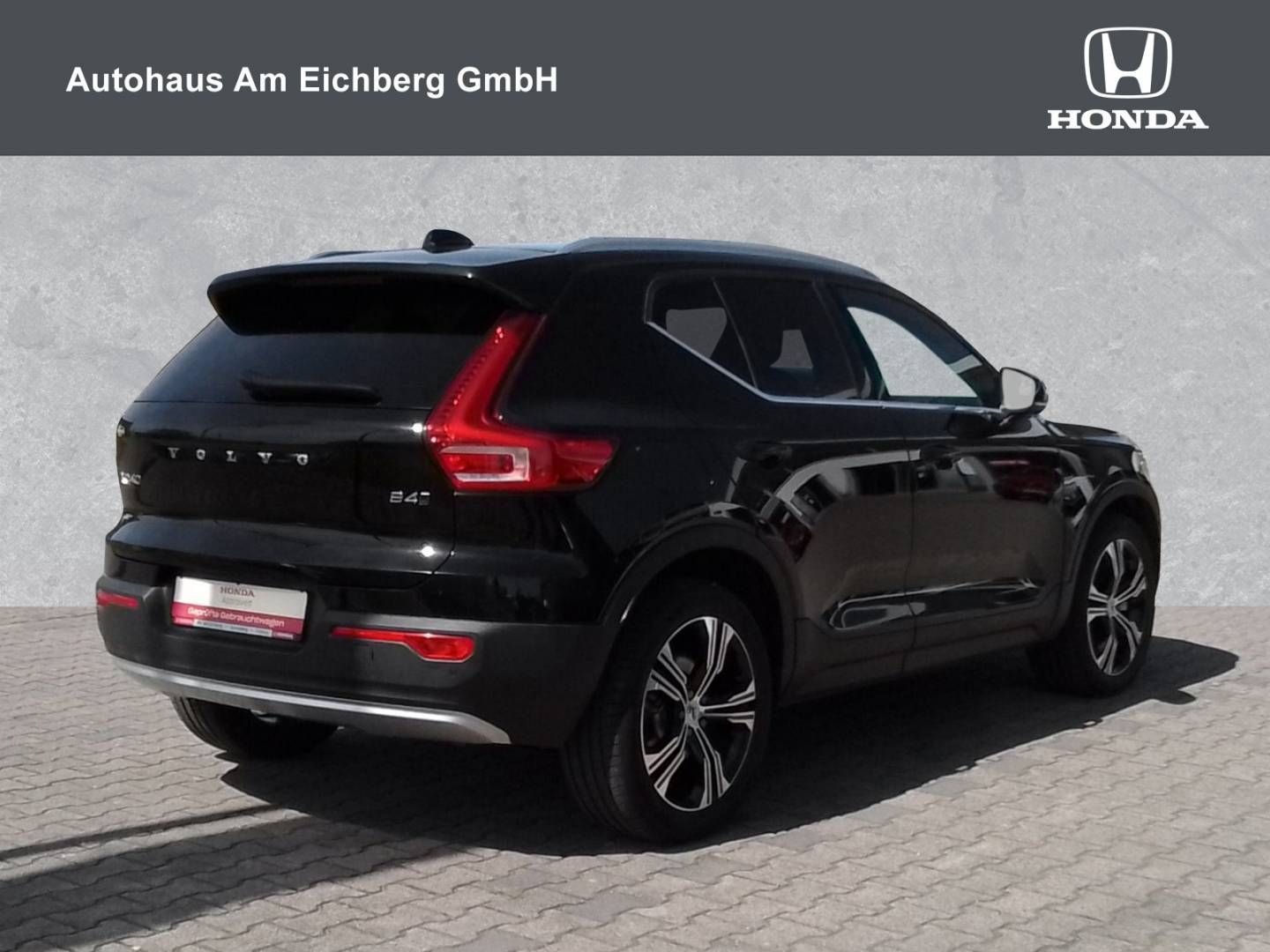Fahrzeugabbildung Volvo XC 40 Inscription B4 AWD