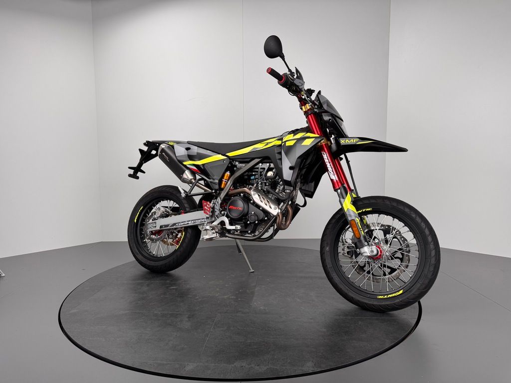 Fahrzeugabbildung Fantic XMF 125 COMPETITION *NEUWERTIG *SERVICE FRISCH