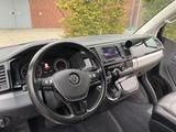 Volkswagen T6 Multivan, Highline mit Camperausstattung - : Allradantrieb, Van, mit