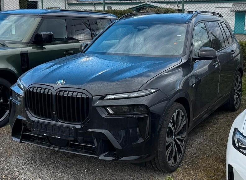 BMW X7 xDrive40d M Sportpaket Pro B&W*Integral 2026