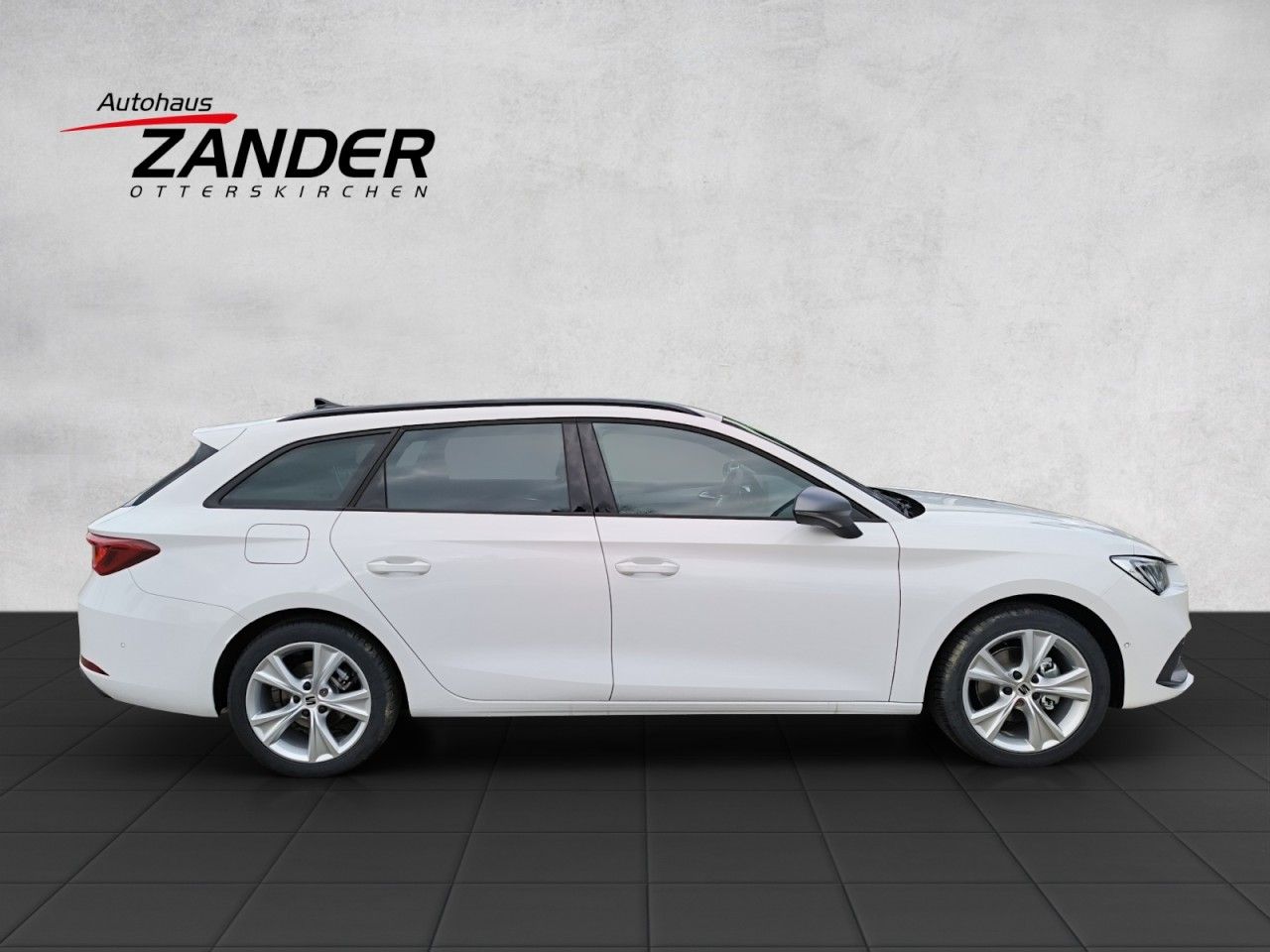 Fahrzeugabbildung SEAT Leon Sportstourer 1.5 eTSI 110 kW FR