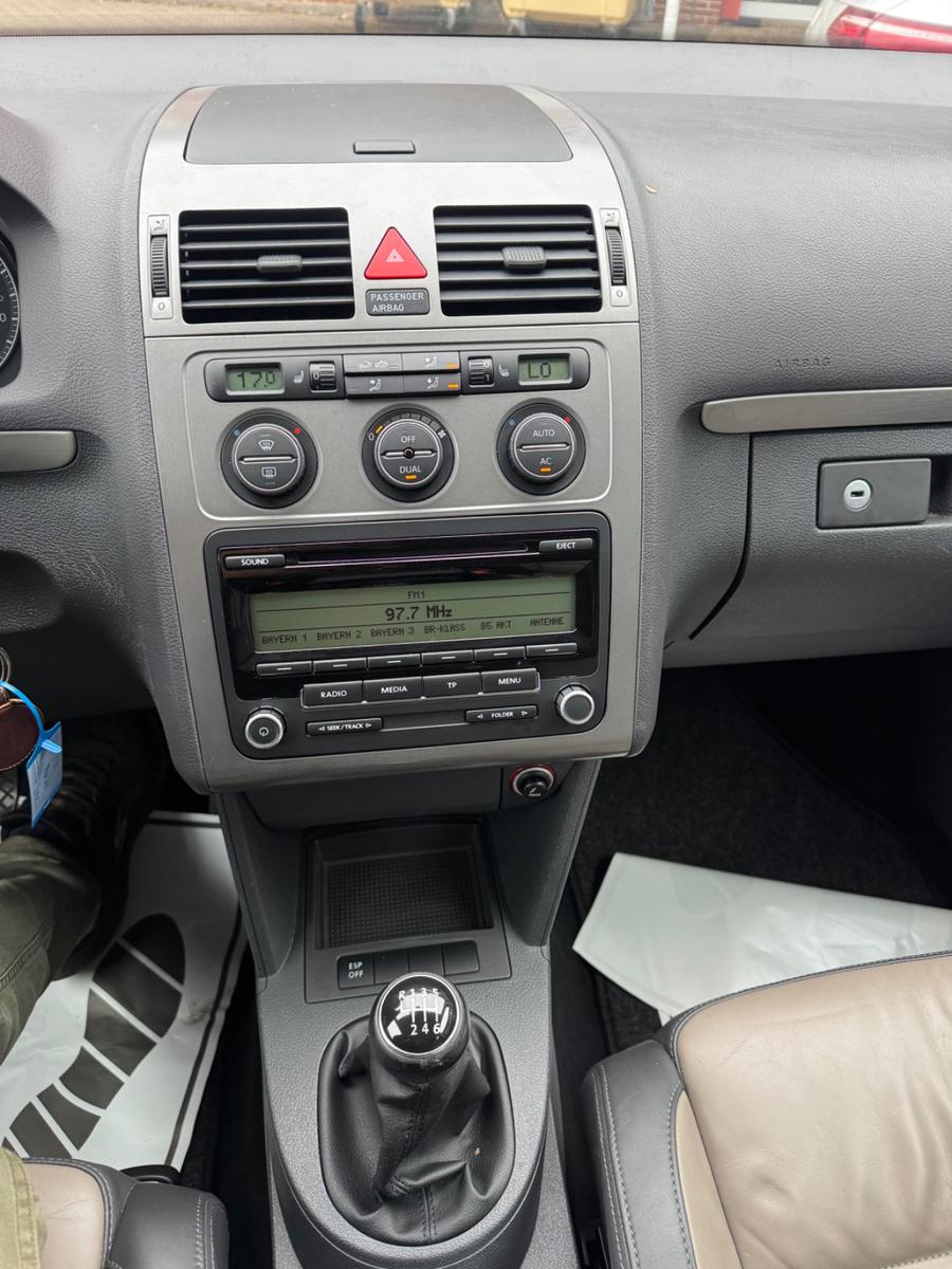 Volkswagen Touran 2009 — photo 7
