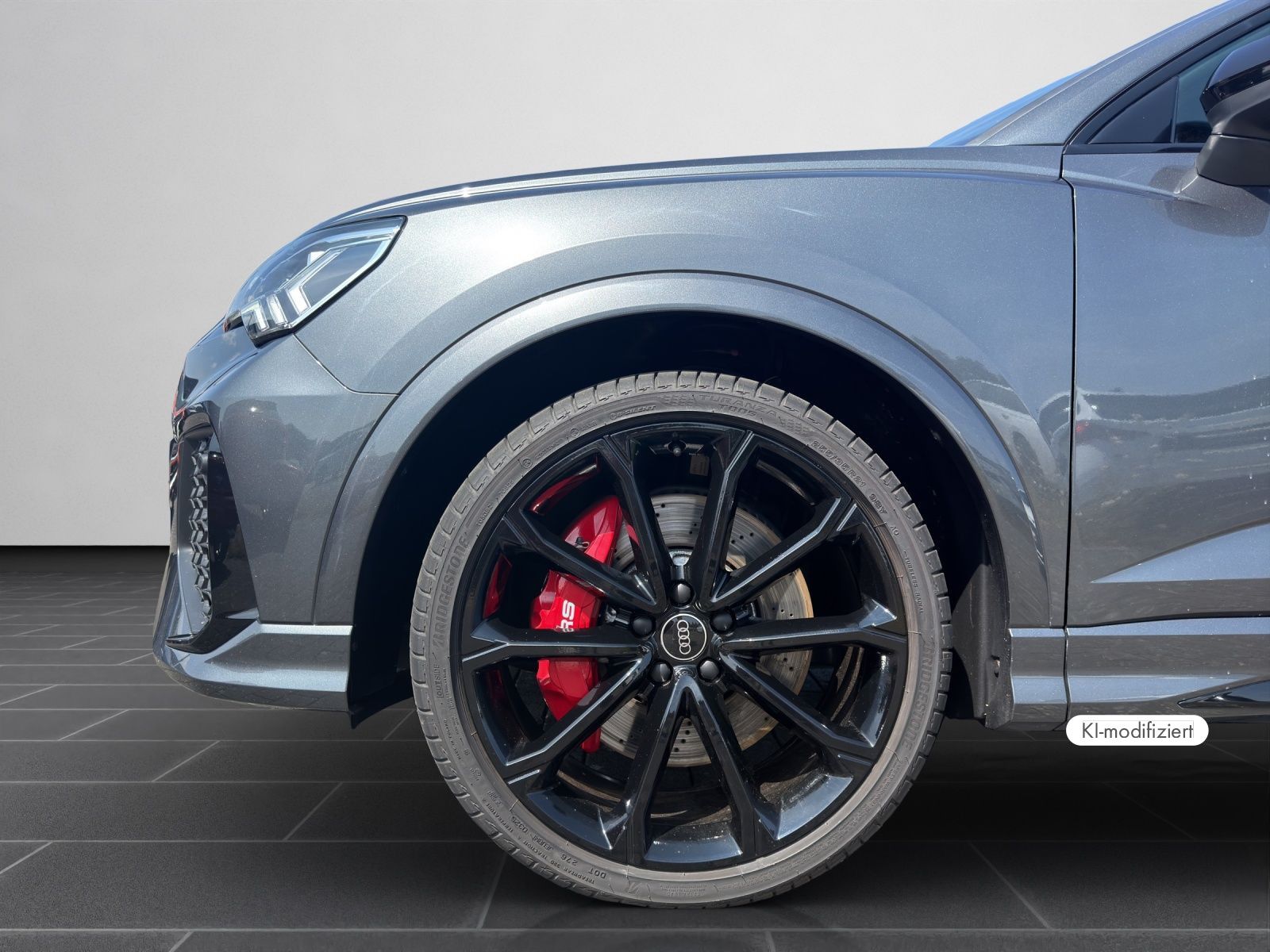 Audi RSQ3 - Bild 9