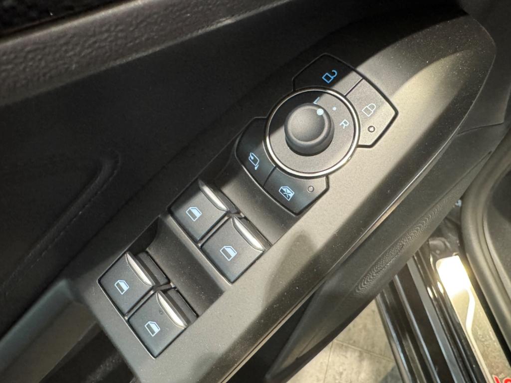 Ford Focus ST-Line ACC+Navigation+LED+Rückfahrkamera