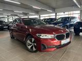 BMW 520d xD Touring AHK+Business+DA+Park+StandHZ - rote BMW 5er Reihe