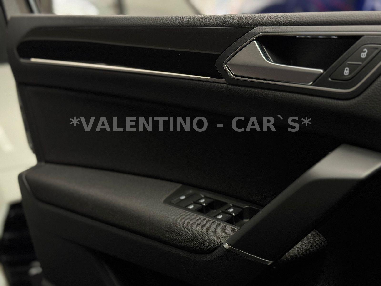Volkswagen Touran Highline R-Line/DSG/Massage/Navi/LED/Temp