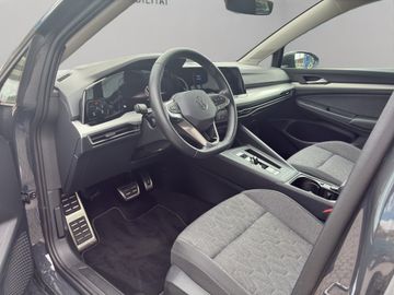 Volkswagen Golf - 11