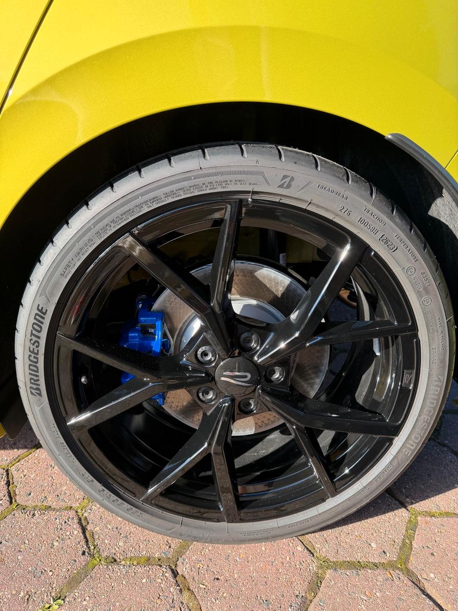 Volkswagen VW Golf 8 R Perf. 333 Limited Edition Nr. 30/333