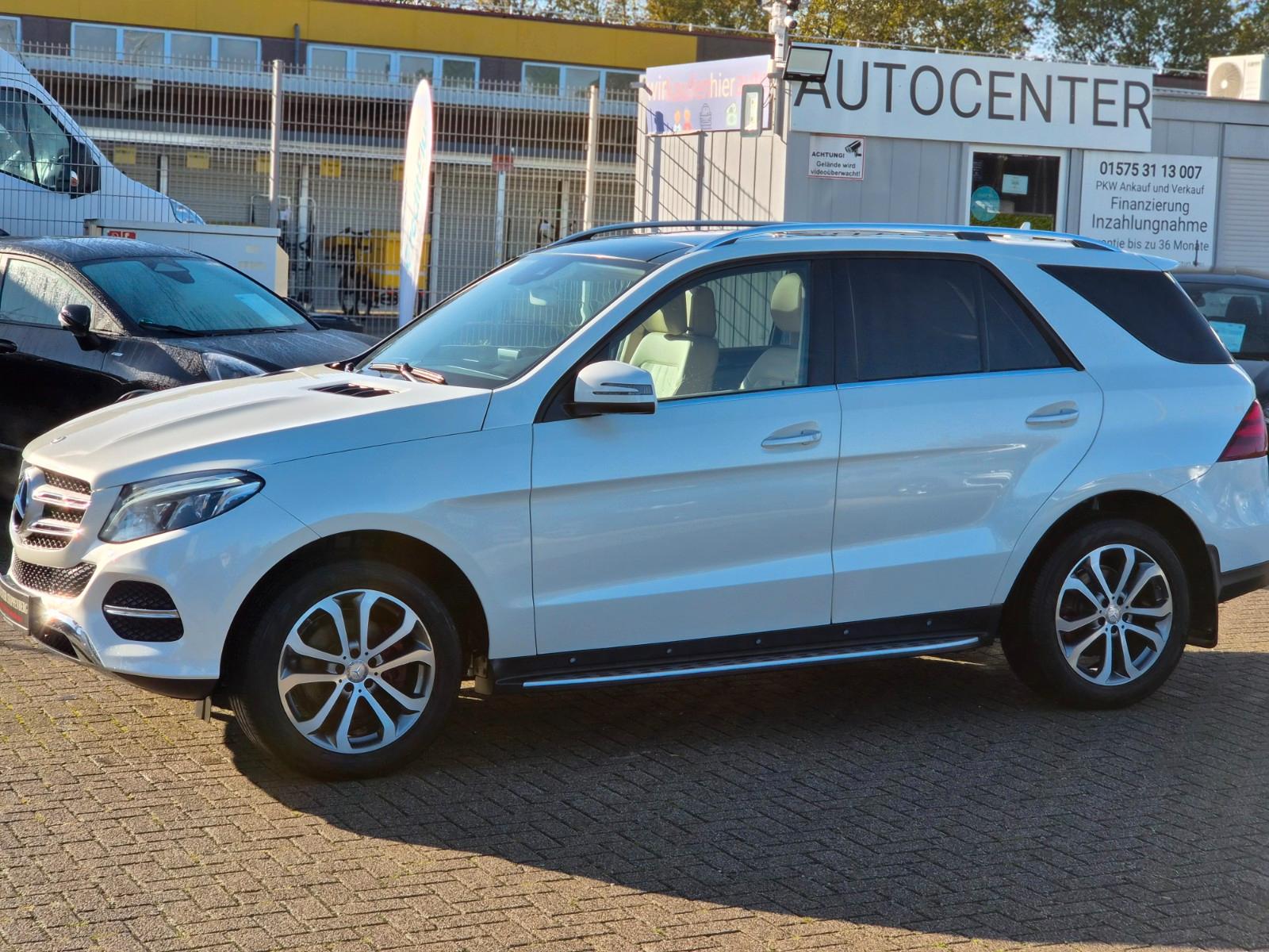 Mercedes-Benz GLE 350 4Matic/Pano/Navi/Kamera/Leder/AHK/Garant
