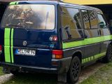 Volkswagen T4 Caravelle mit (Bett)  Dachbox  und TÜV - Volkswagen T4: Bett