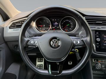Volkswagen Tiguan - 11