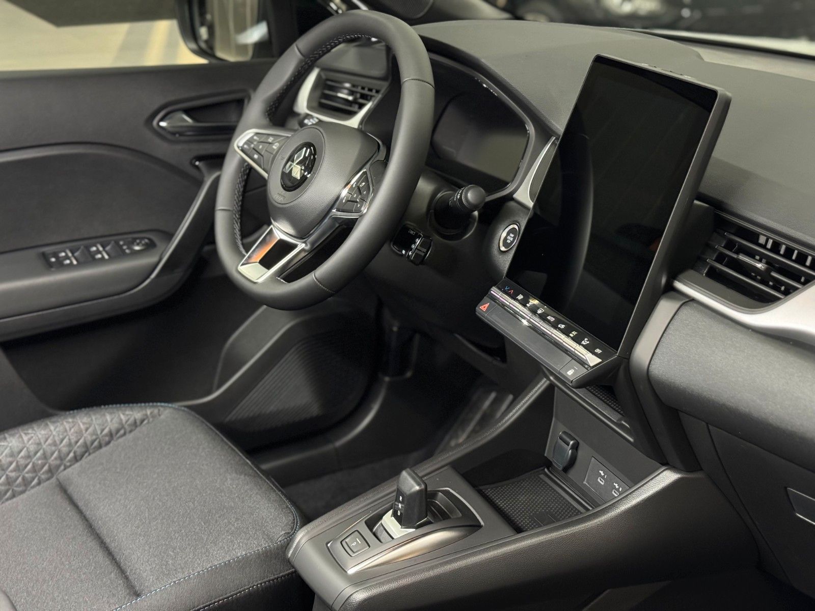 Fahrzeugabbildung Mitsubishi Grandis Diamant PLUS 1.3 T-Benziner 7-DCT