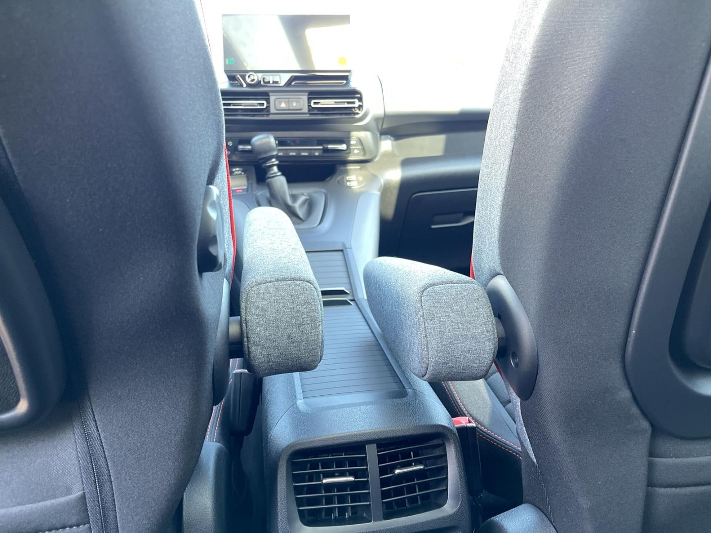 Citroën Berlingo MAX 1.5D Holiday + XTR-Paket Techno-Plu