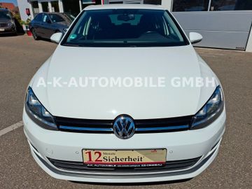 Volkswagen Golf - 5