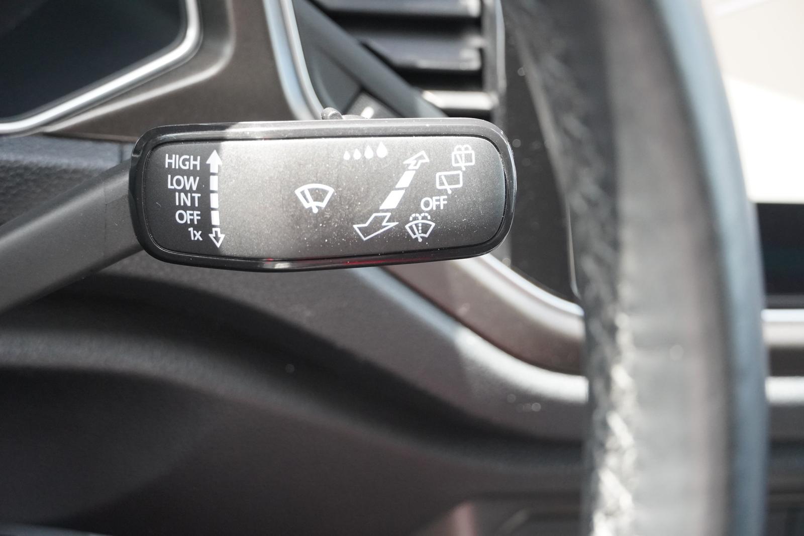 Volkswagen T-Roc 1.5 TSI DSG Style LED Navi AHK ACC PDC