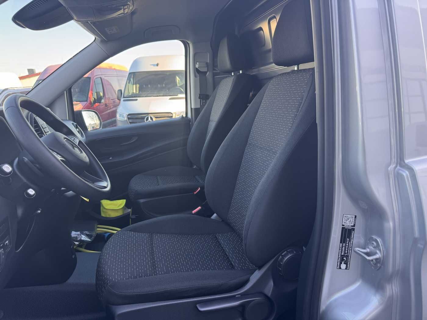 Fahrzeugabbildung Mercedes-Benz eVito 112 Audio 30 Sitzheizung Kamera Tempomat