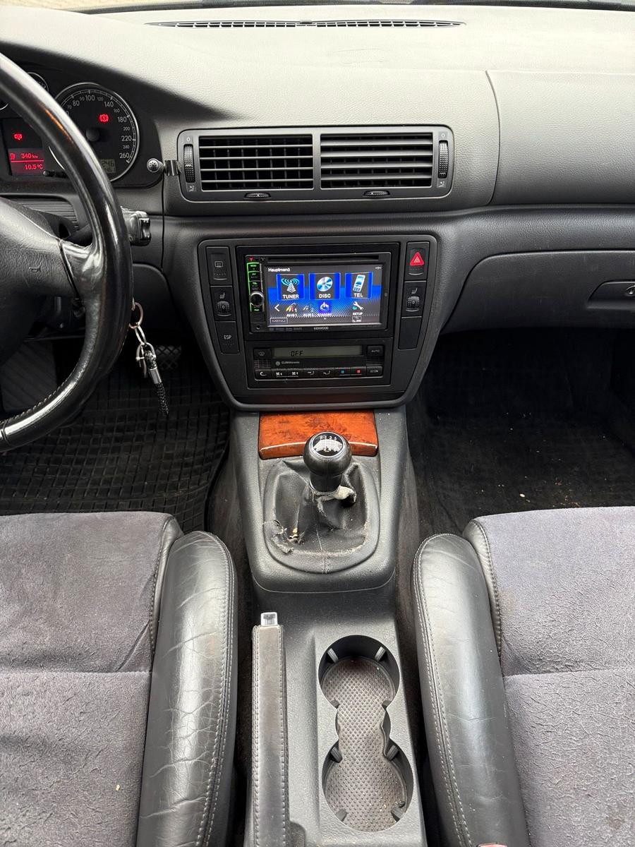 Volkswagen Passat 2005 — photo 14