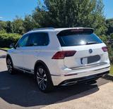 Volkswagen Tiguan 2.0 TDI 3x R-Line Vollausstattung 190Ps - Volkswagen Tiguan: Vollausstattung