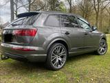Audi Q7 e-tron 3.0 TDI quattro tiptronic -