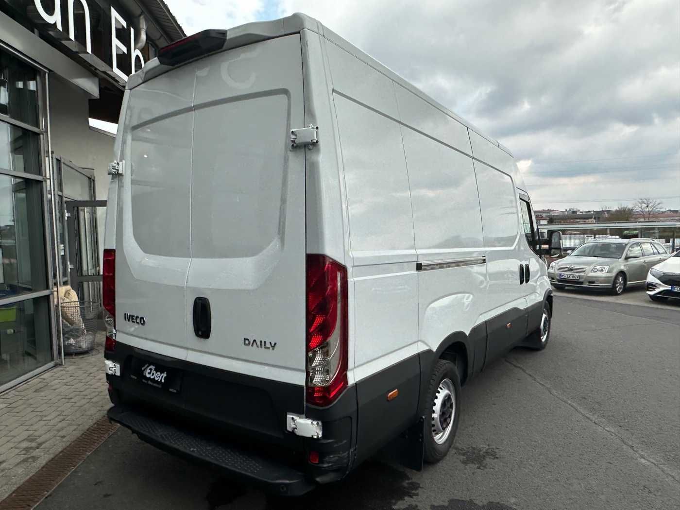 Fahrzeugabbildung Iveco Daily 35S16 *Klima*L3.520mm*