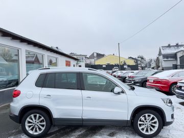 Volkswagen Tiguan - 9