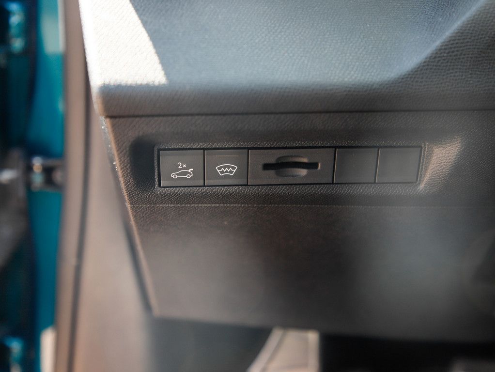 Peugeot 408 - Bild 22