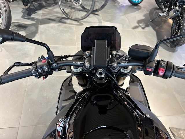 Fahrzeugabbildung BMW S 1000 R VOLL!  Carbon+M- Frästeile