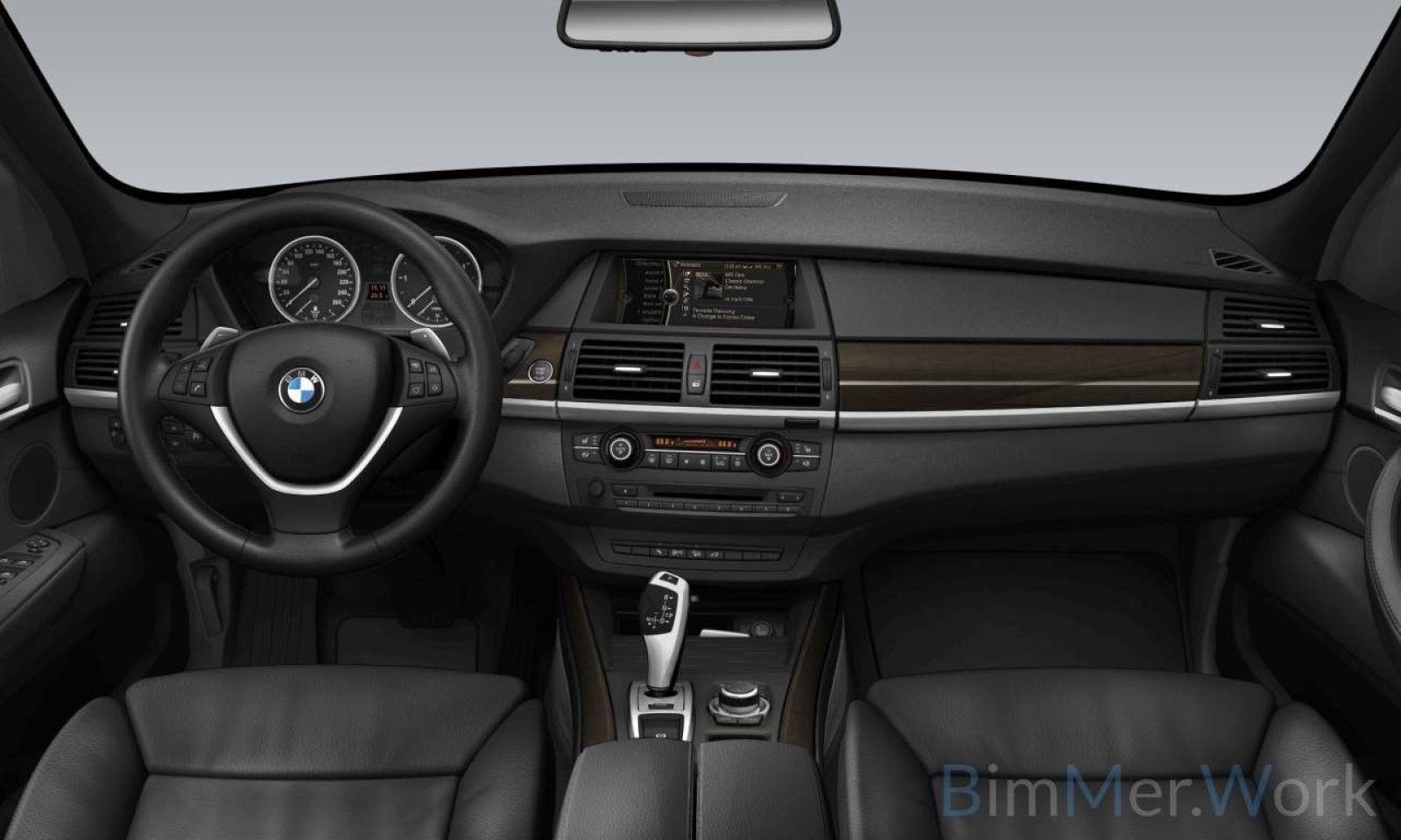 Fahrzeugabbildung BMW X5 xD40d Sport Panorama Kamera HUD HiFi SoftCL