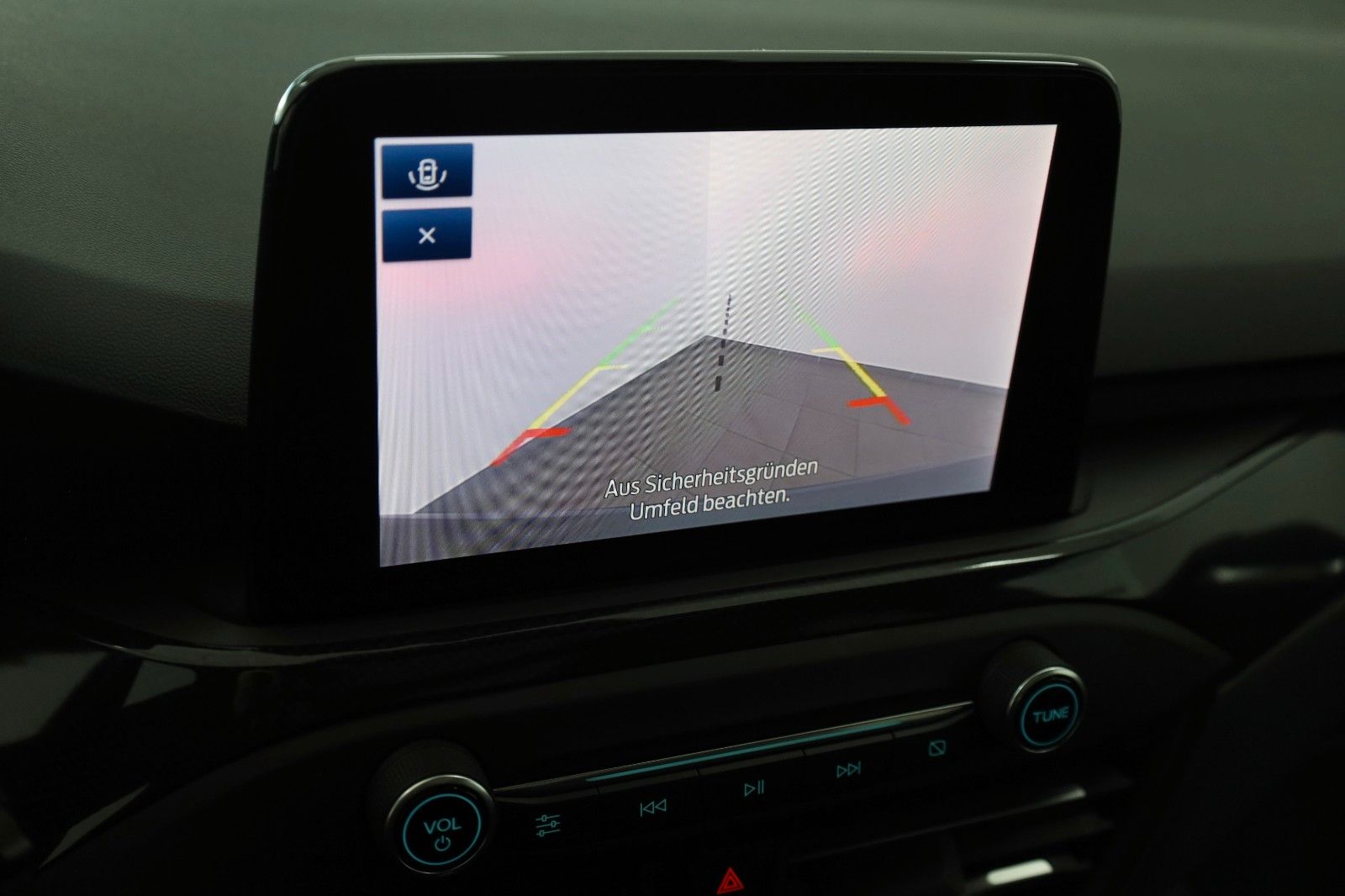 Fahrzeugabbildung Ford Focus Turnier ST-Line X Navi,Panorama,Kamera,SH