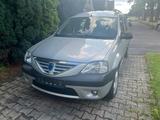 Dacia Logan 1.6 - Dacia Logan in Kassel