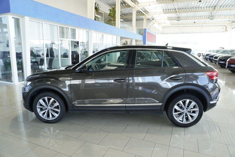 Volkswagen T-Roc 1,5TSI 150PS Navi/Winterp/el.Klappe