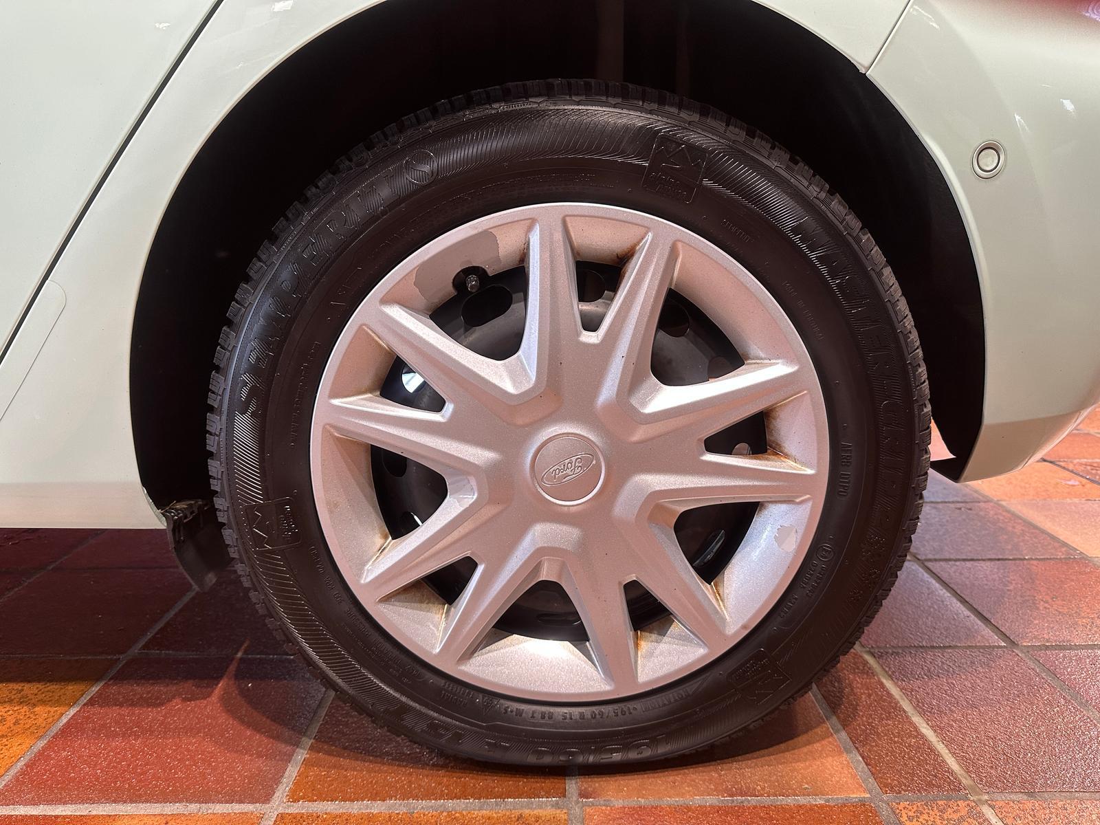 Ford FIESTA 1.1 5T C&C NAVI KAMERA ACT,PARK WINTERPAK