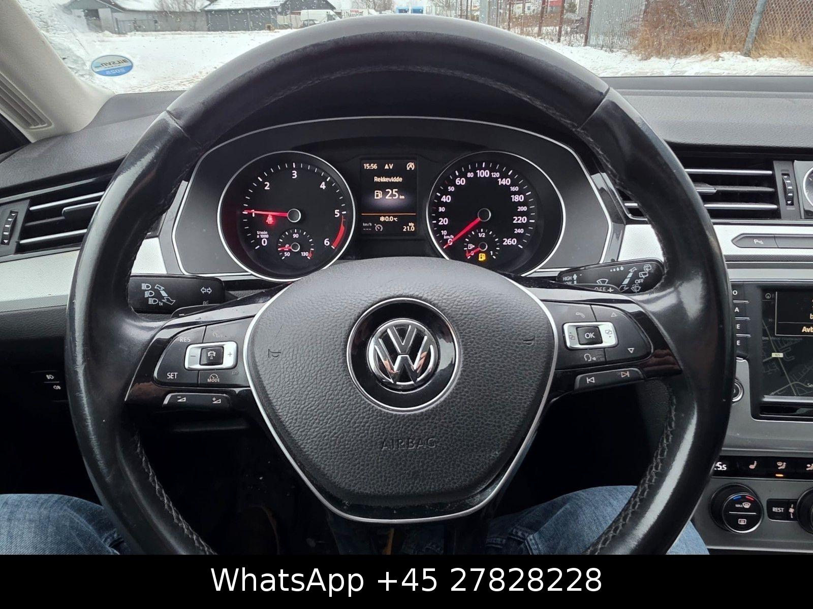 Volkswagen Passat 2015 — photo 12