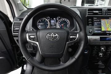 Toyota Land Cruiser - 8