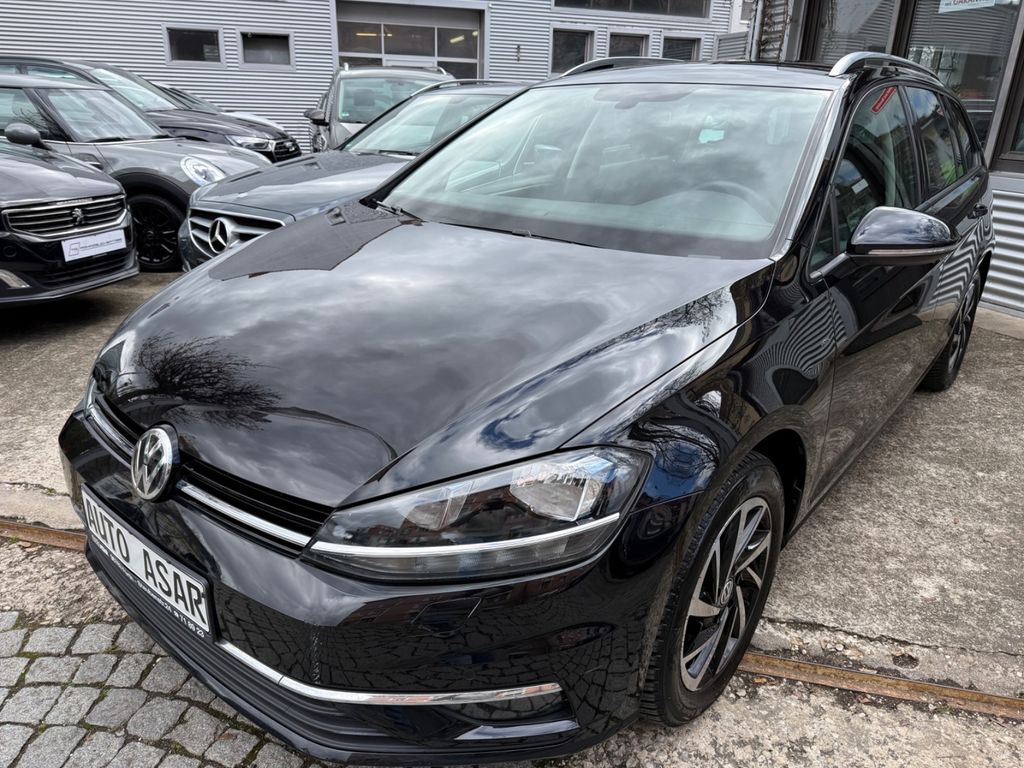 Image of Volkswagen Golf