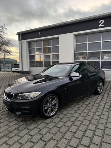 BMW M235i Aut/Navi/Xenon/CarPlay/