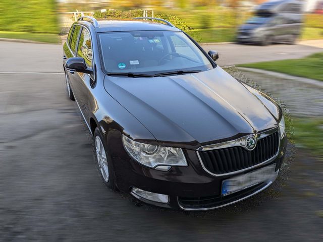 Skoda Superb 2.0 TDI 170PS/125kW Elegance Combi 