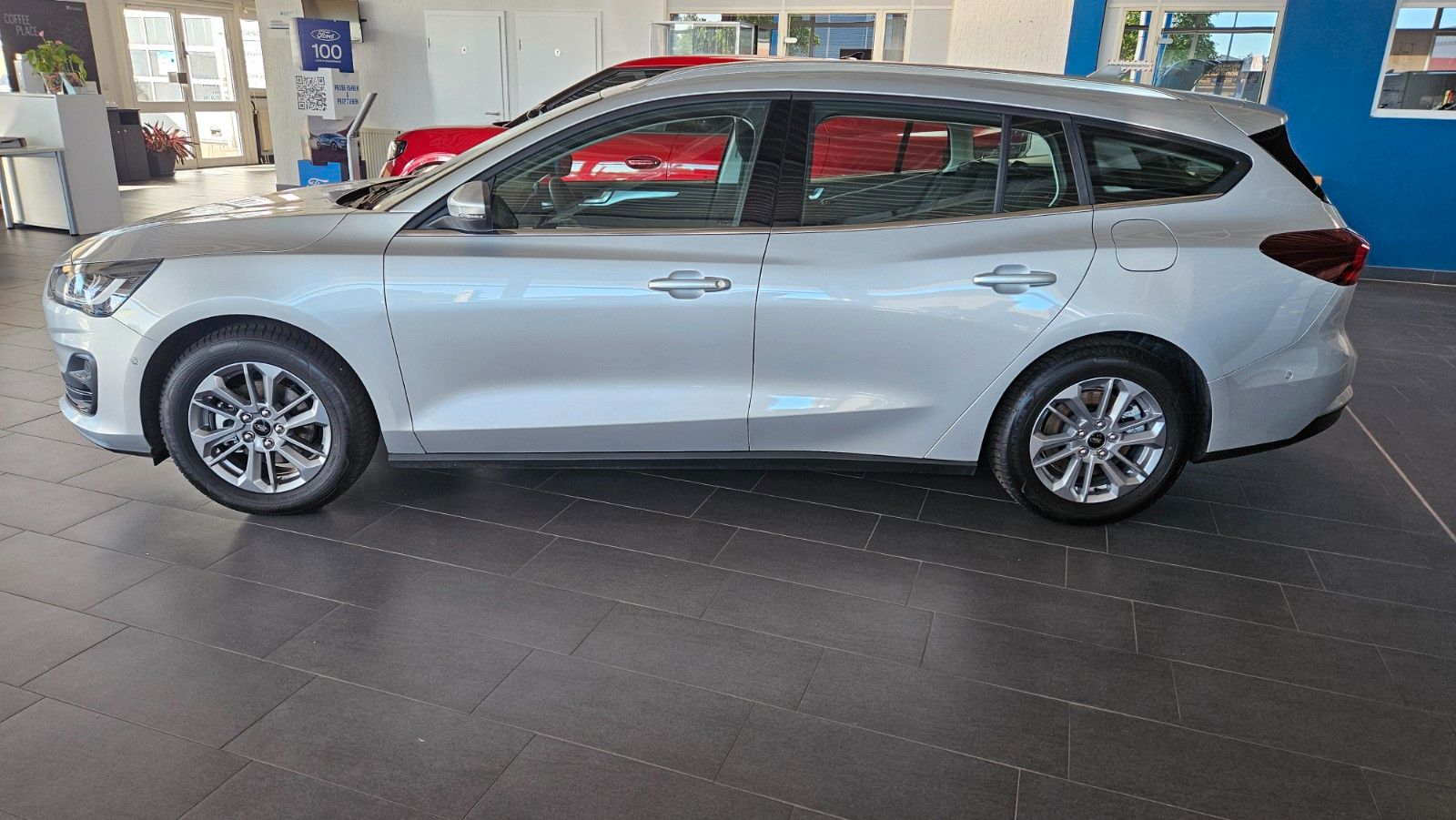Fahrzeugabbildung Ford Focus Turnier Titanium el.Heckklappe Head-Up