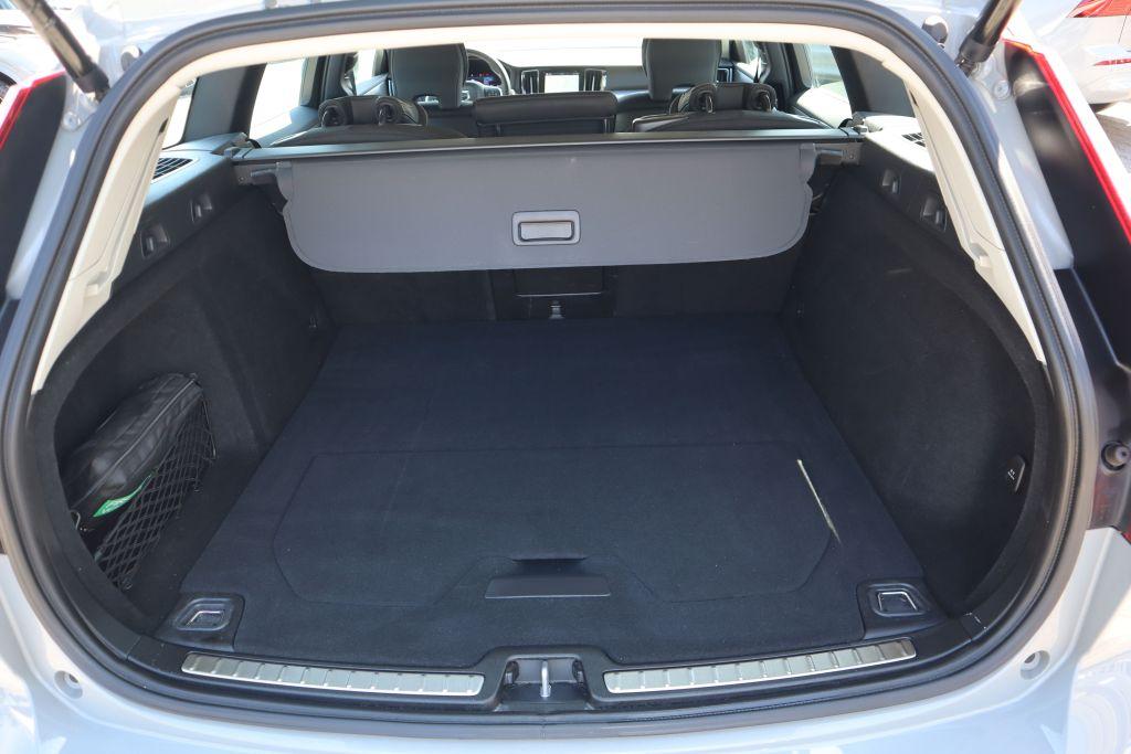 Volvo V60 B4 D Core NAVIGATION AHK R-CAM SHZG V+H, миниатюра 21