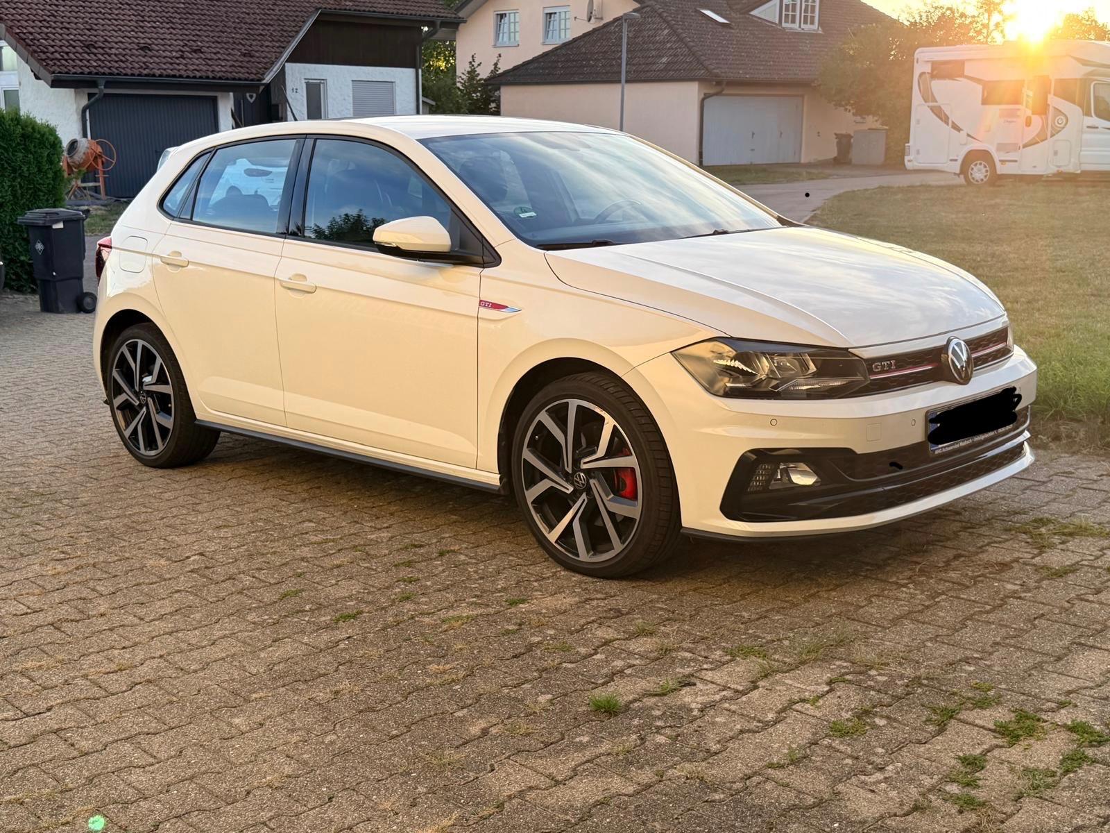 Volkswagen Polo 2.0 TSI OPF DSG GTI