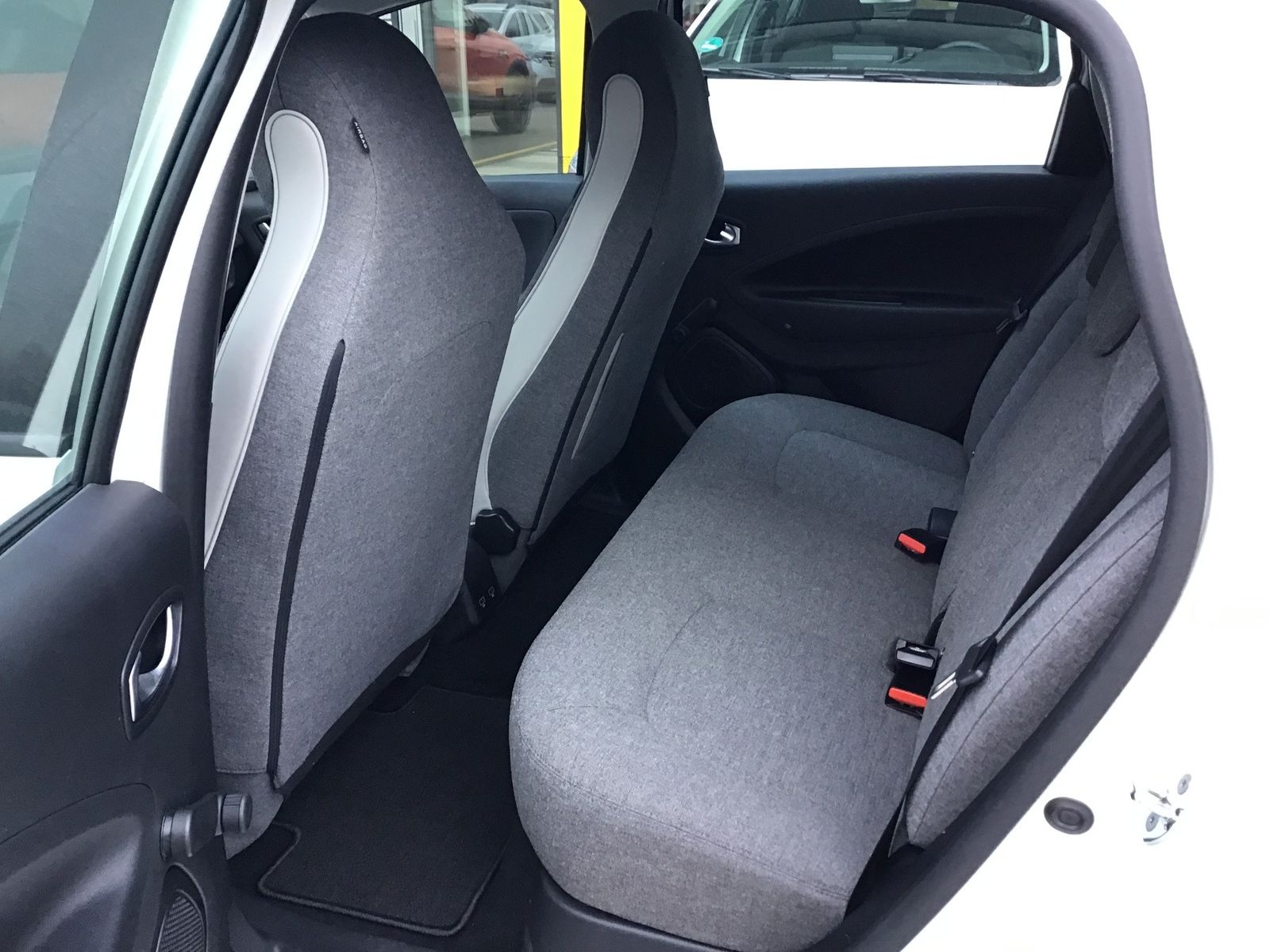 Fahrzeugabbildung Renault ZOE EXPERIENCE inkl. BATTERIE/NAVI/