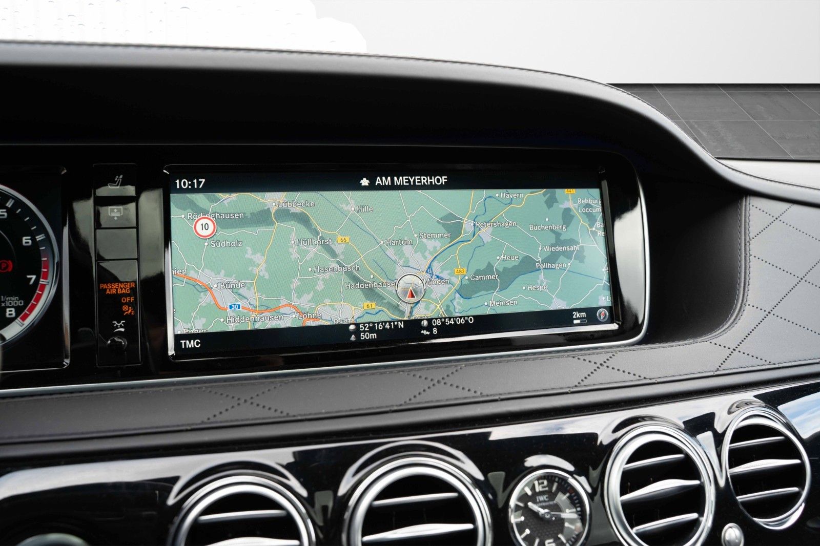 Fahrzeugabbildung Mercedes-Benz S 63 AMG L 4MATIC BURM PANO HUD LED DVD 360°