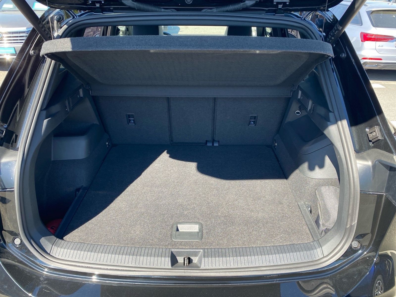 Volkswagen Tiguan - Bild 15