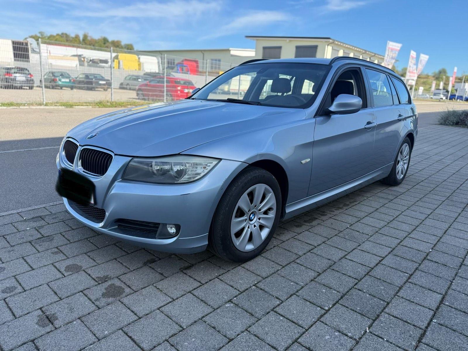 BMW 318 2012 — photo 5