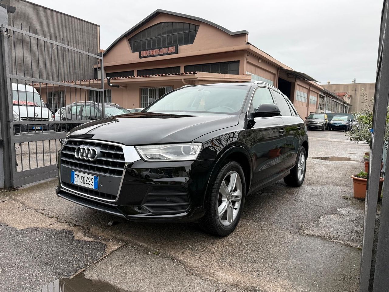 AUDI Q3