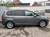 Volkswagen Touran Comfortline BMT/Start-Stopp/Autmatik/7Sit - Volkswagen Touran: Limousine