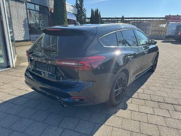 Ford Focus Turnier Titanium
