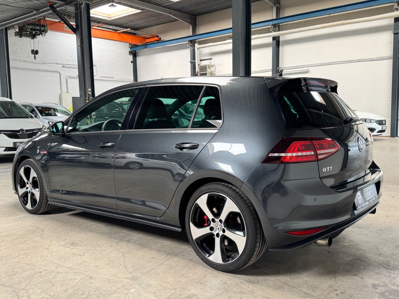 Volkswagen Golf VII Lim. GTI BMT Navi SHZ Klima Tempo foto 6