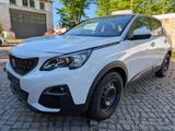 Peugeot 3008 Active 1.2 e-THP  Automatik Motorschaden - Peugeot 3008 Unfallwagen