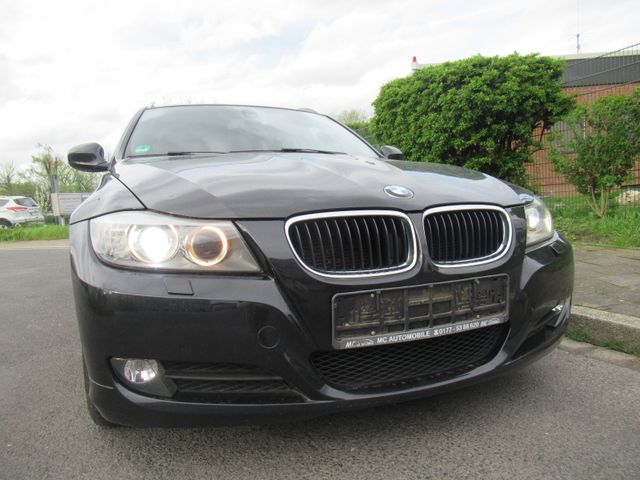 BMW 318i Touring*NAV*XENON*PDC*KLIMAAUT.*TÜV